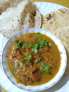 ઝટપટ ટોમેટો કુરમાં રેસીપી મુખ્ય ફોટો