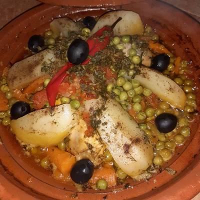 Tajín marroquí de pollo y patatas Receta de Marta GC- Cookpad