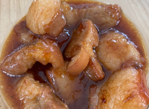 Hình của món Thịt heo rim mặn ngọt.