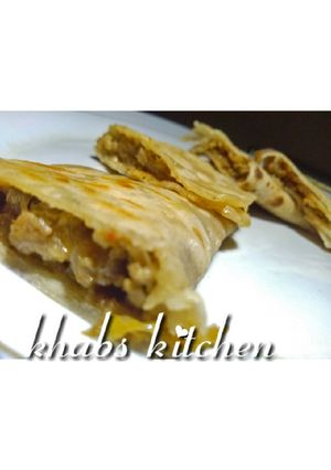 A picture of Roti mayonnaise quesadilla.