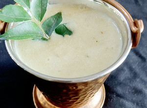 A picture of Gujarati Kadhi.