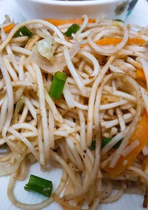 A picture of Noodles.