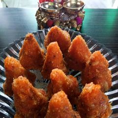 A picture of Modak.