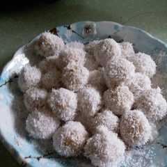 Klepon unik রেসিপির প্রধান ছবি