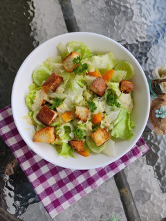 A picture of Caesar Salad.