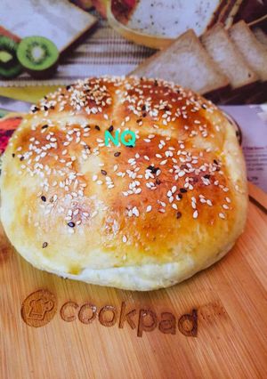 A picture of Stuffed Bread Bowl.