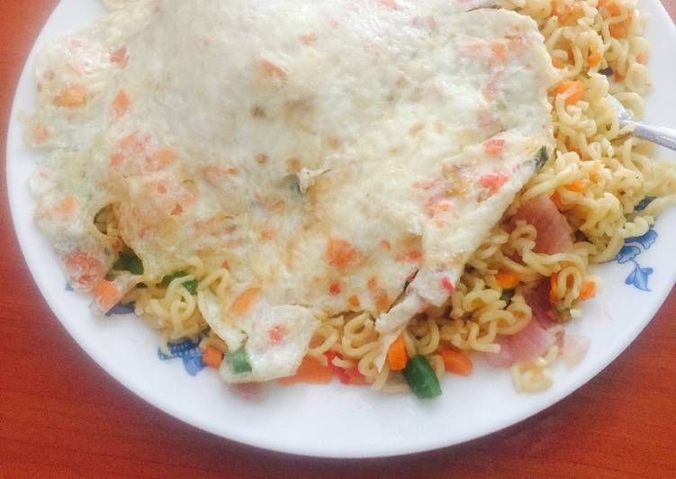 Recipe of Great Veggie Noodles with veggie fried eggs Cooking Basics for Newbies