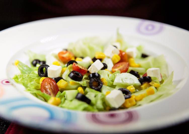 How to Make Yummy Greek salad