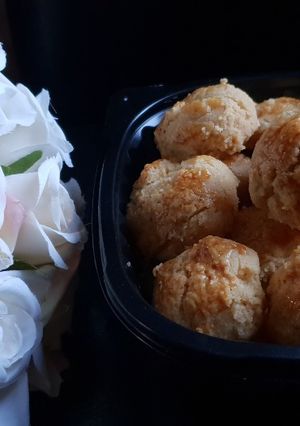 A picture of Naan khatai.