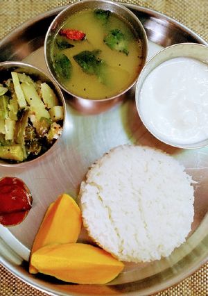 A picture of Gsb style simple thali.