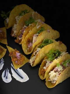 ટાકોઝ (tacos recipe in gujarati) રેસીપી મુખ્ય ફોટો