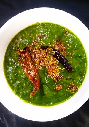 A picture of Lasuni Palak.