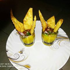 A picture of Daal pakwan.