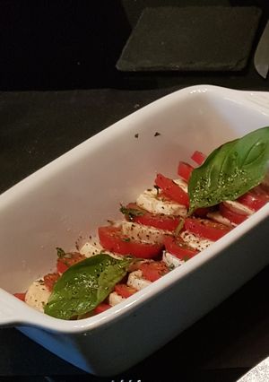 A picture of Tomato & Mozzarella Salad.