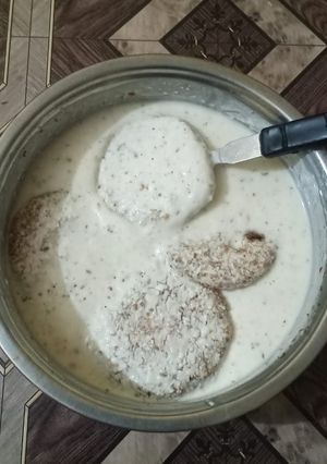 ब्रेड दही बड़ा(Bread dahi wada recipe in Hindi) रेसिपी मुख्य फोटो