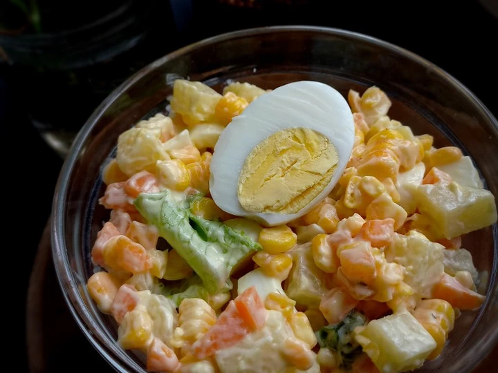 Langkah Gampang Menyiapkan Resep Huzarensla (Dutch Salad) yang Menggugah Selera Anti Ribet, Mantap Sekali