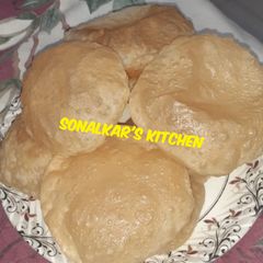 A picture of Puffy Puri's.