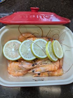 快速微波爐上菜: 百香果酒檸檬蝦 的食譜成品照片