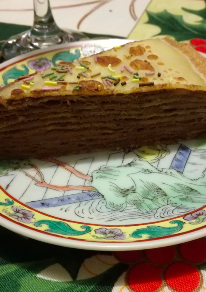 Una foto de Pastel “de crêpes” con chocolate