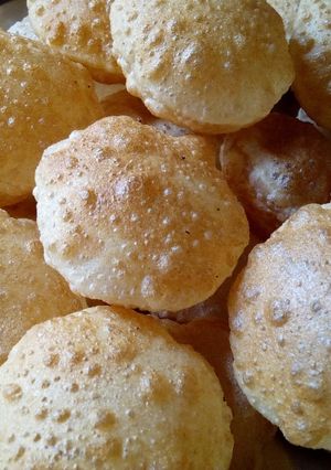 A picture of Poori.