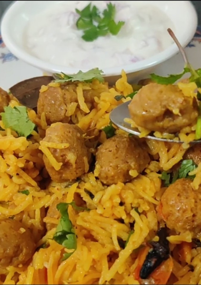 சோயா சங்கஸ் பிரியாணி செய்முறை முக்கிய புகைப்படம்
