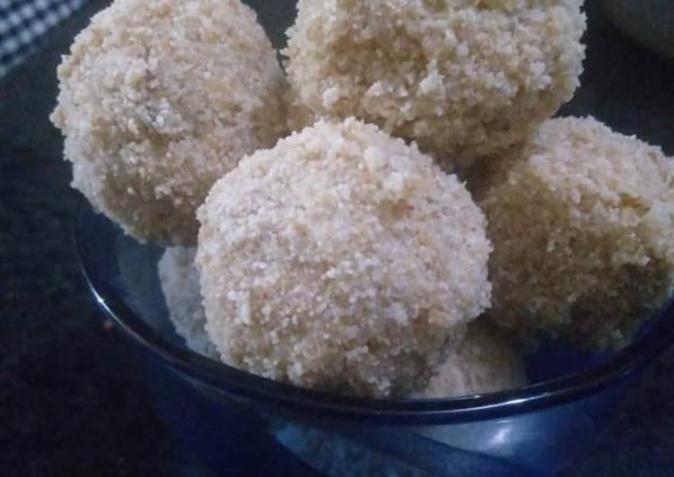 How to Make Perfect Rava Laddu