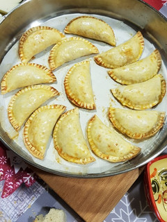 Una foto de Empanadillas de atún al horno