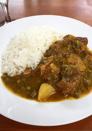 Una foto de Costilla de Res estofada con Loche y Pinot Noir
