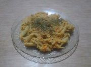 Una foto de mac & cheese macarrones