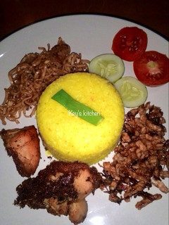 Foto resep Nasi kuning Sik asyik