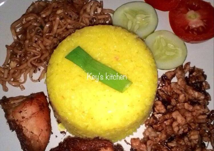 Nasi kuning Sik asyik