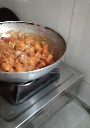 A picture of Chili potato.