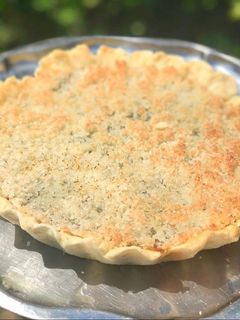 Una foto de 🥧🌱Tarta de coco y dulce de leche vegana🌱🥧