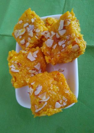 A picture of Mango kalakand.