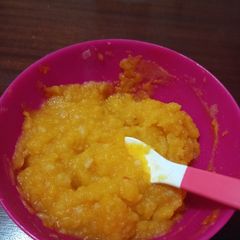 A picture of Butternut +potatoes baby food.