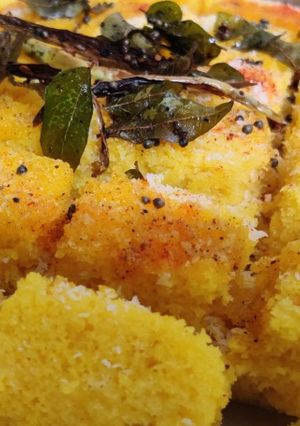 A picture of Khaman dhokla.