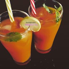 A picture of Homemade mango iced tea:.