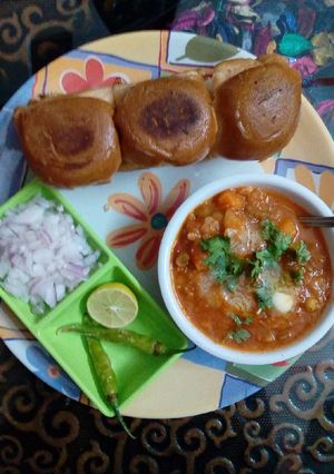 A picture of Pav Bhaji.