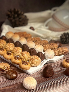 Una foto de Panellets de boniato veganos sin azúcar
