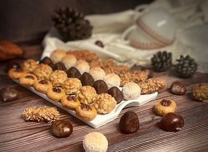 Una foto de Panellets de boniato veganos sin azúcar