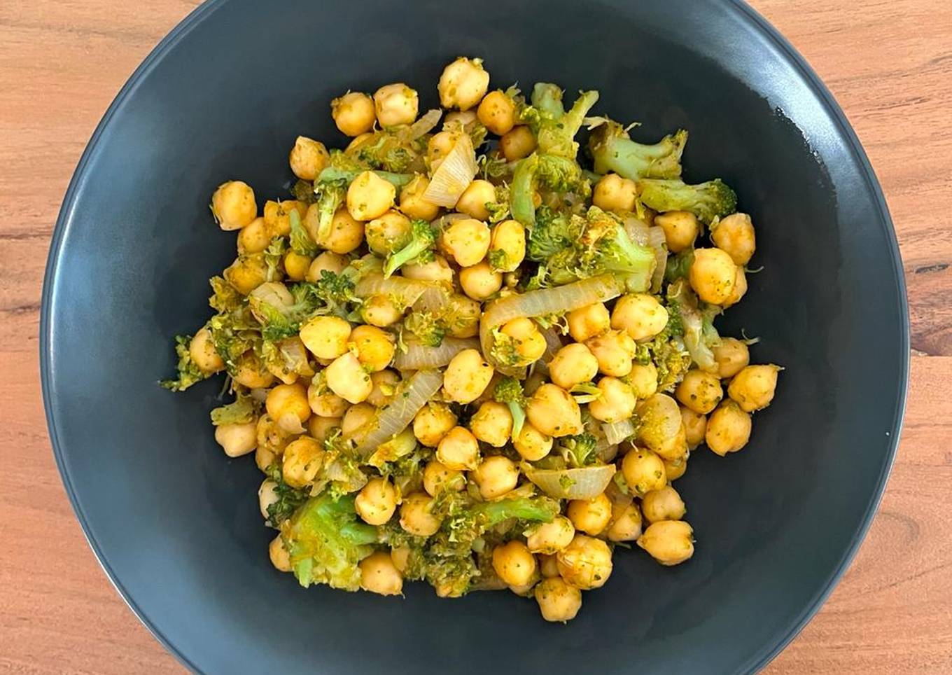 🥦 Garbanzos con brócoli al pimentón 🌶