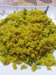 मटर पुलाव (mutter pulav recipe in marathi) रेसिपी चे मुख्य फोटो