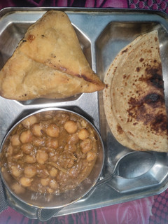 मसाला पंजाबी छोले (masala punjabi chole recipe in Hindi) रेसिपी मुख्य फोटो