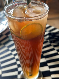 A picture of Lemonade.