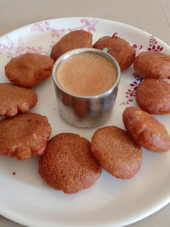 மதுரை பேமஸ் டீ கடை இனிப்பு அப்பம் செய்முறை முக்கிய புகைப்படம்