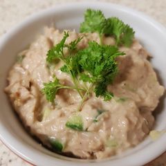 A picture of My Spicy Tuna dip. 😀.