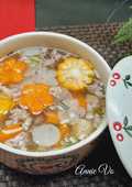 Canh rau quả nấu nướng thịt vai xay