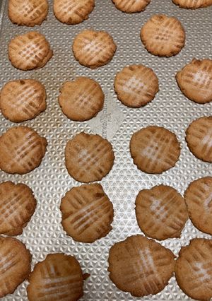 A picture of Almond Butter Cookies.