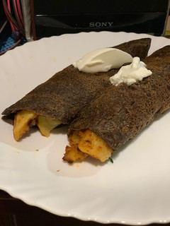 A picture of Kuttu Chilla rolls.