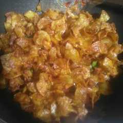A picture of Kentang Mustofa.